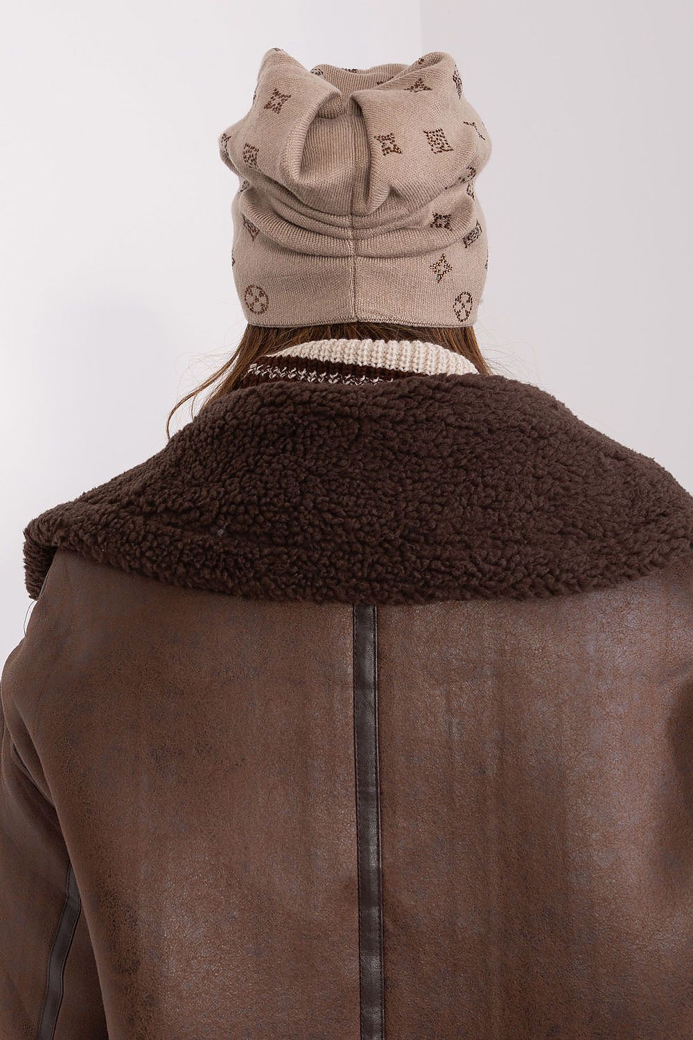  Sápka model 189906 AT 