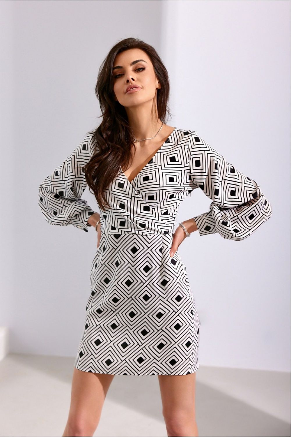  Alkalmi ruha model 194302 Roco Fashion 