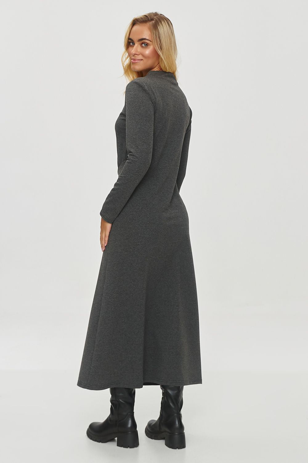  Hétköznapi ruha model 200048 Makadamia 