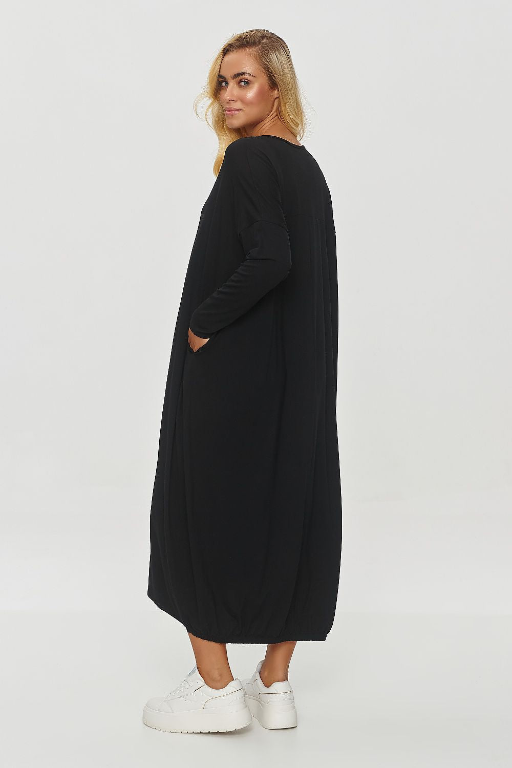  Hétköznapi ruha model 200067 Makadamia 