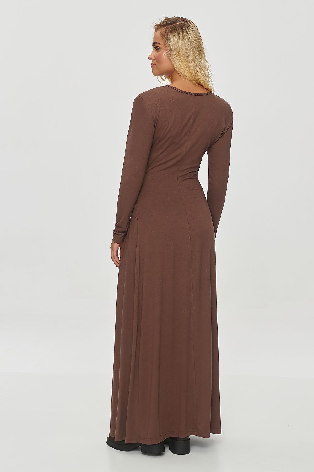 Hétköznapi ruha model 200073 Makadamia 