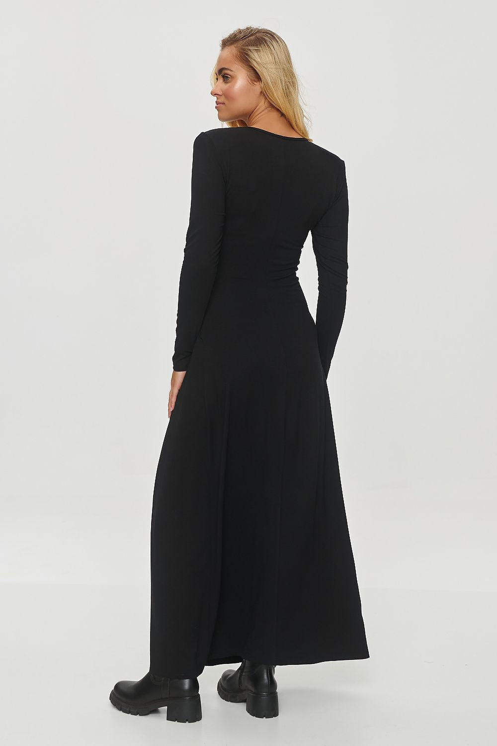  Hétköznapi ruha model 200074 Makadamia 