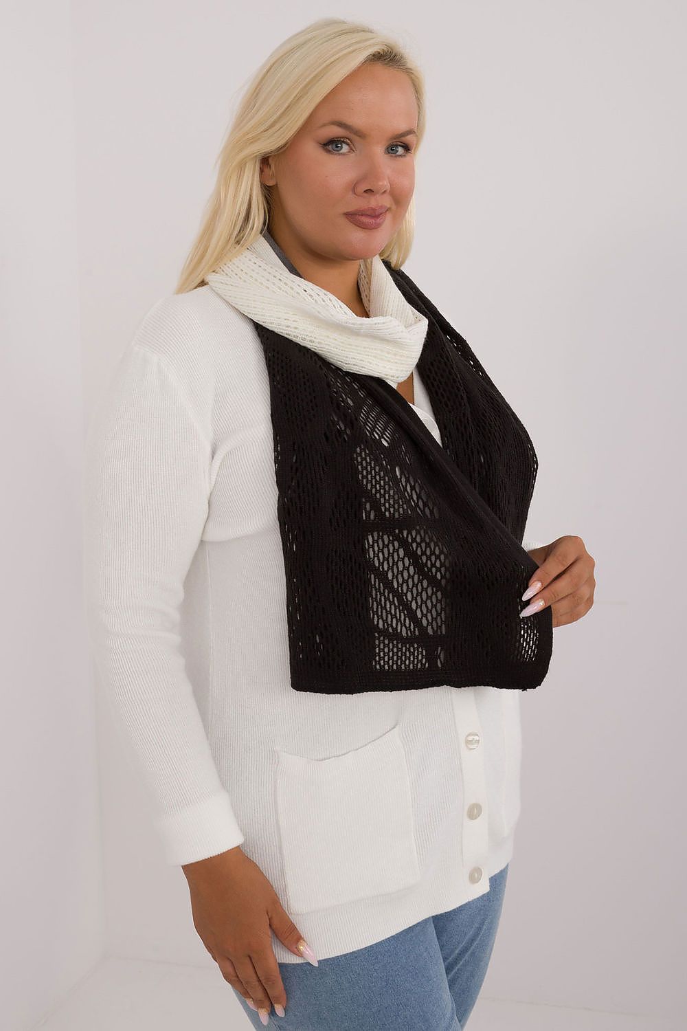  Sál model 200848 AT 