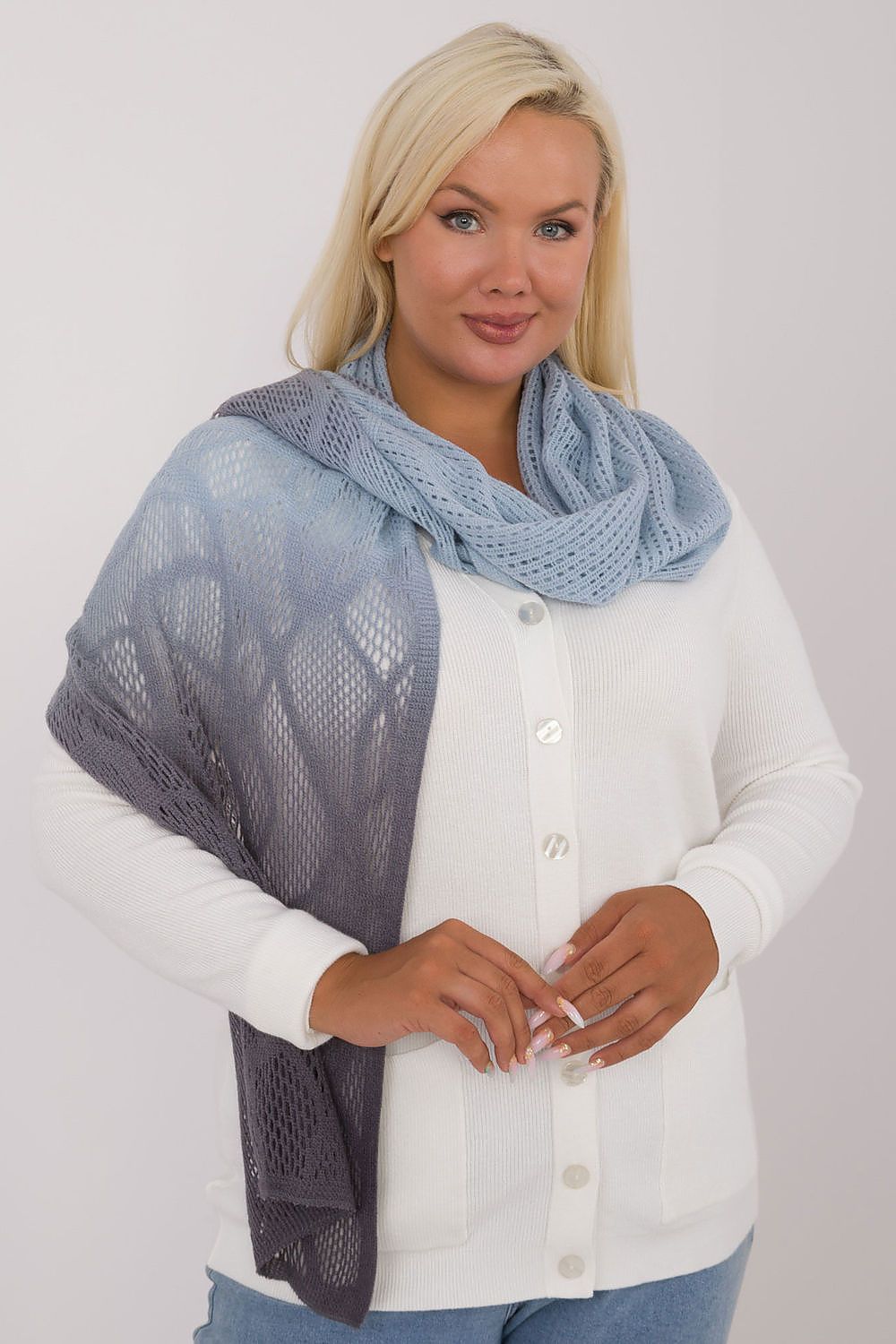  Sál model 200851 AT 