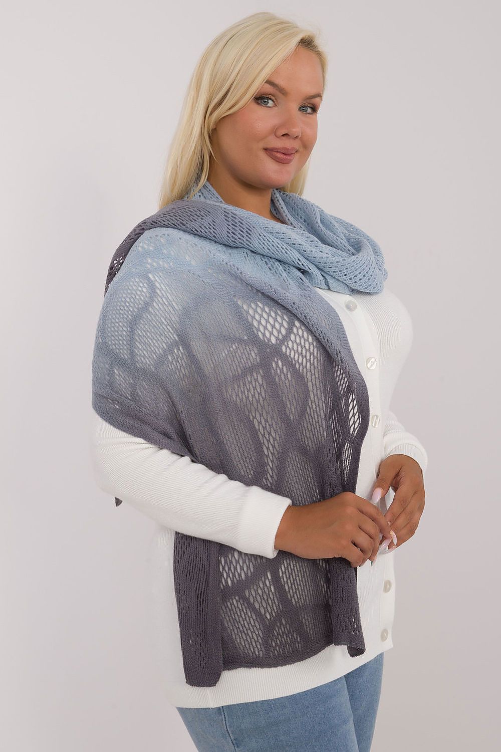  Sál model 200851 AT 