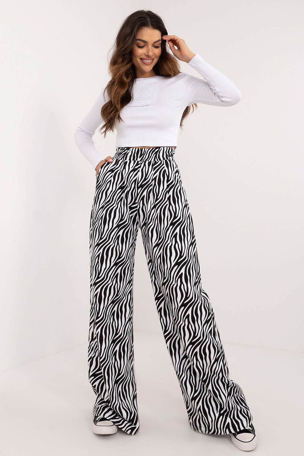  Együttes model 201340 Factory Price 
