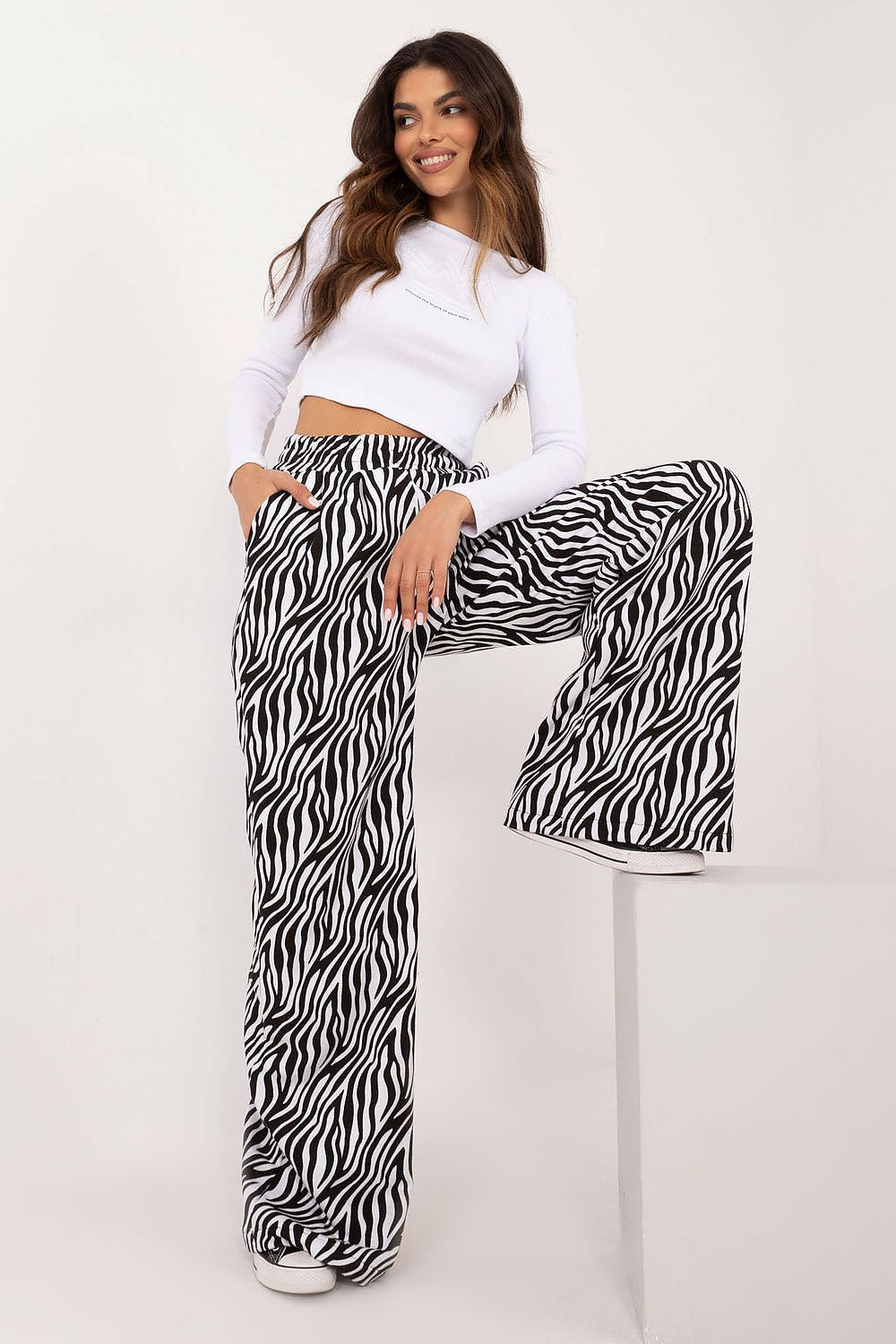  Együttes model 201340 Factory Price 