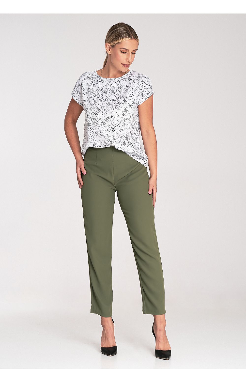  Blúz model 201431 Figl 