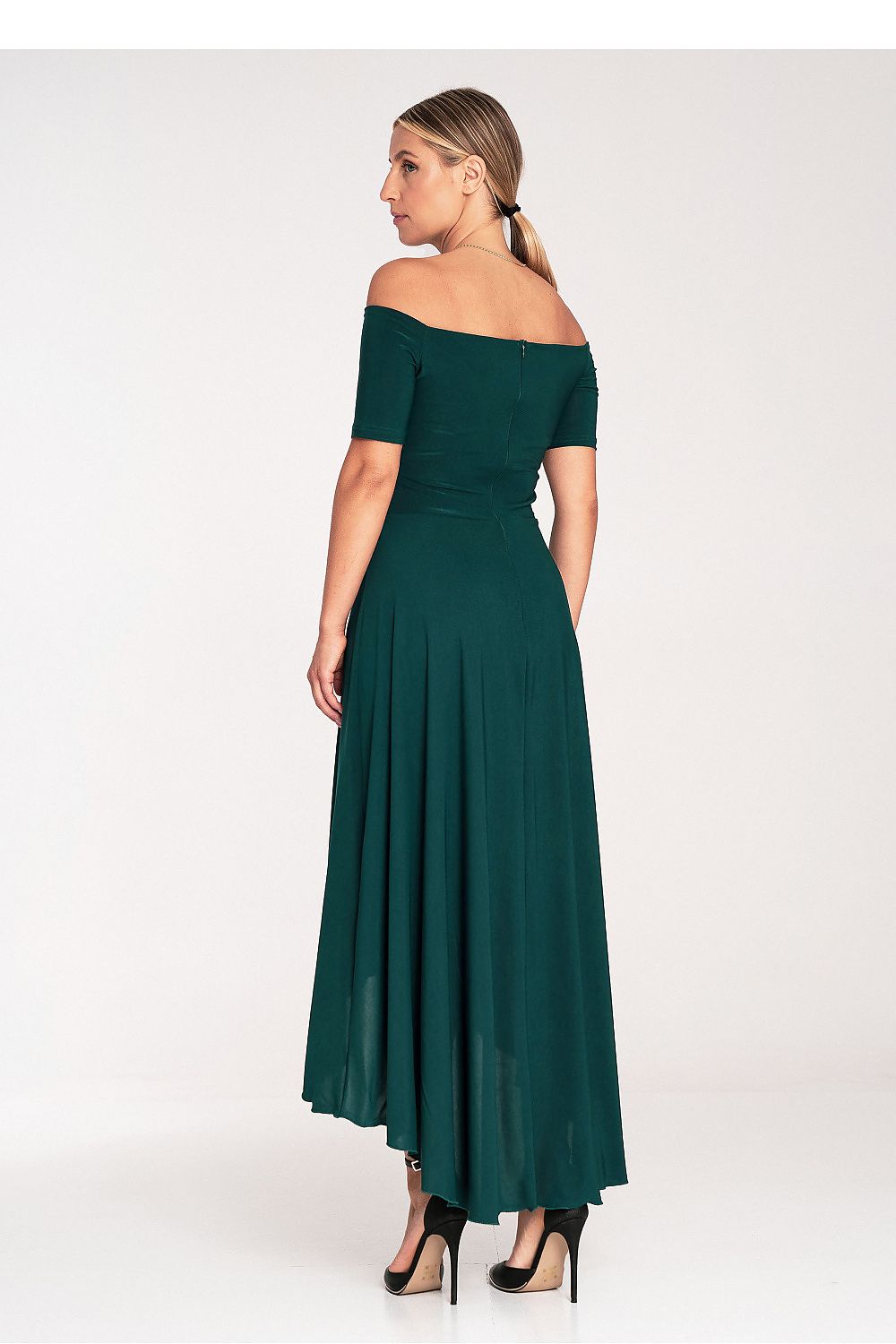  Estélyi ruha model 201494 Figl 