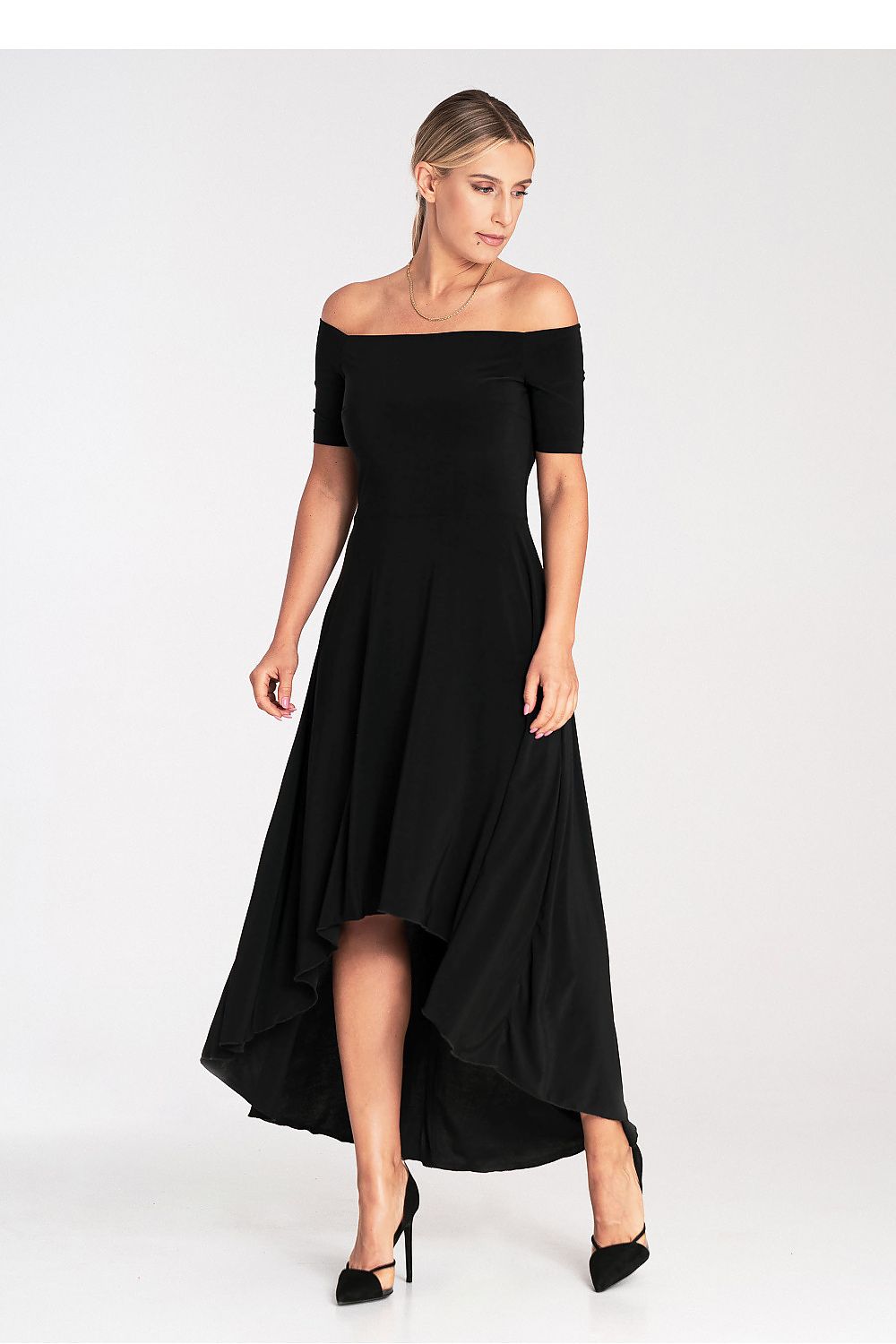  Estélyi ruha model 201495 Figl 
