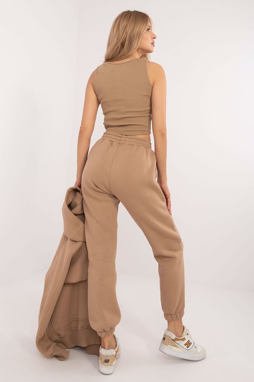  Együttes model 202070 Factory Price 