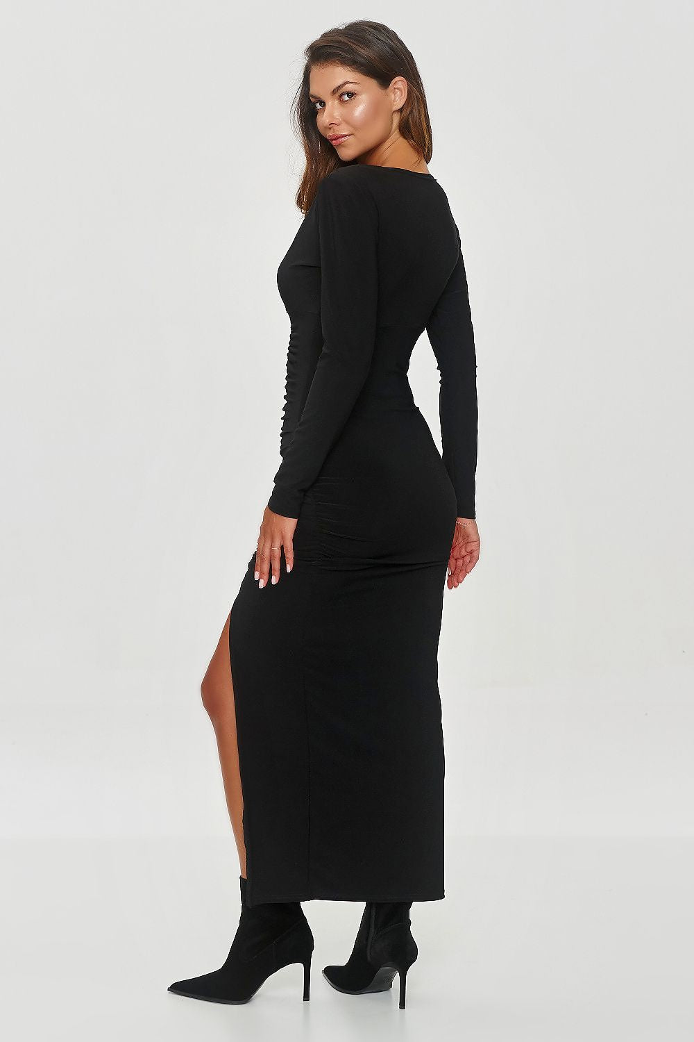  Estélyi ruha model 202968 Makadamia 