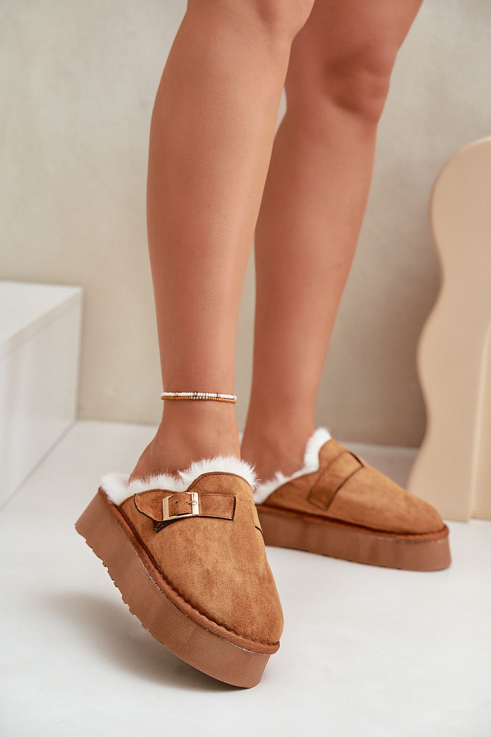  Papucs model 203747 Step in style 