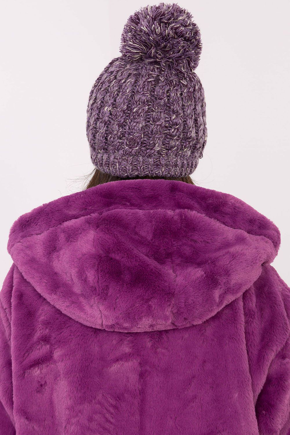  Sápka model 203844 AT 