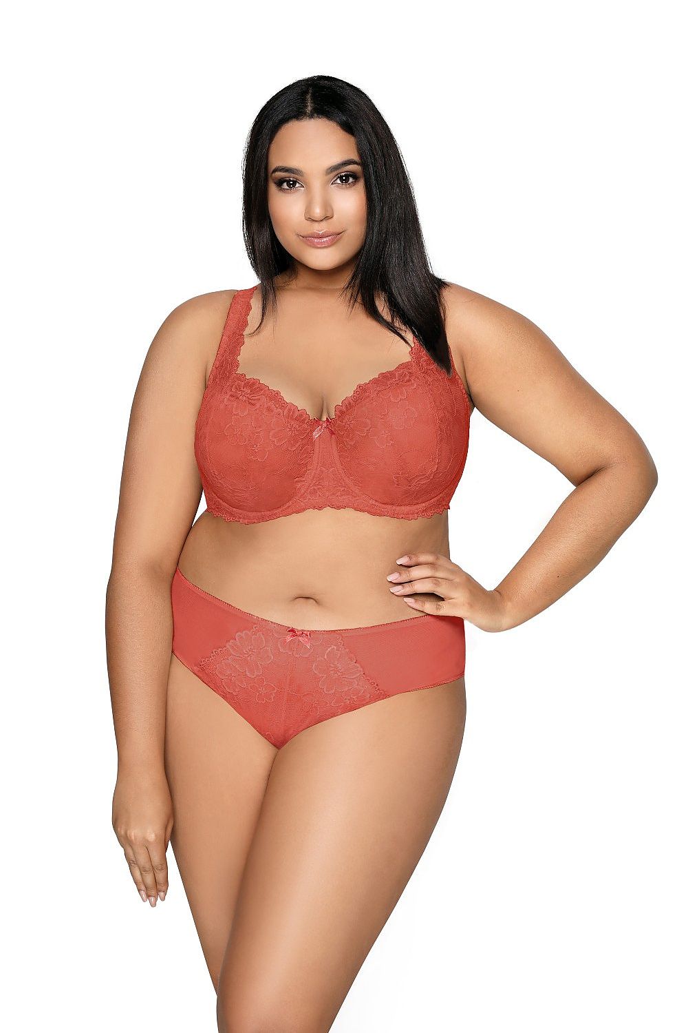  Merevitős melltartó model 204099 Mat 