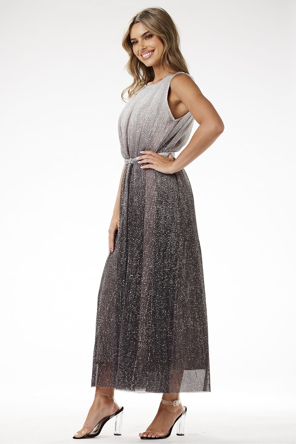  Hosszú ruha model 204239 awama 