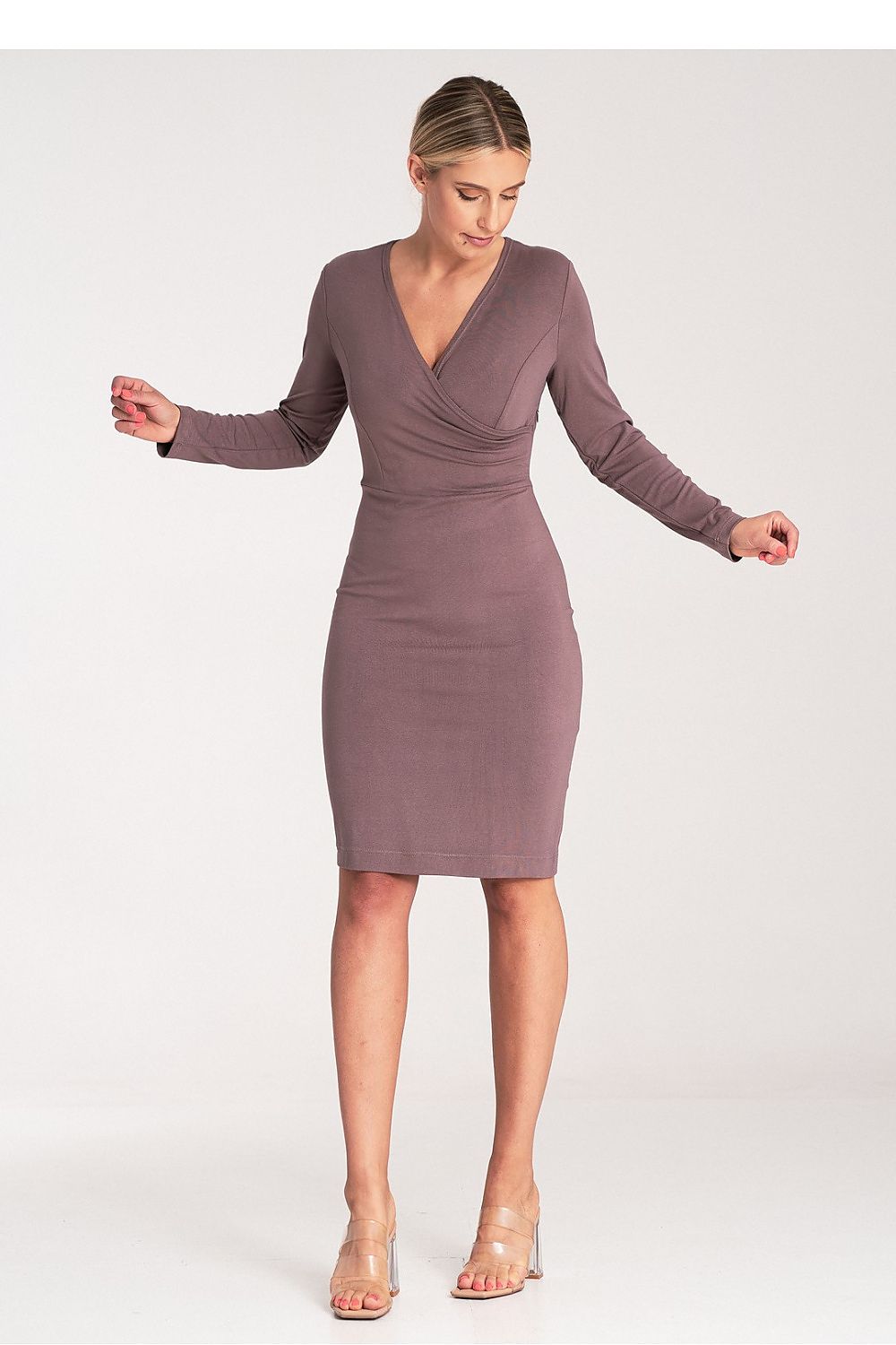  Hétköznapi ruha model 204306 Figl 