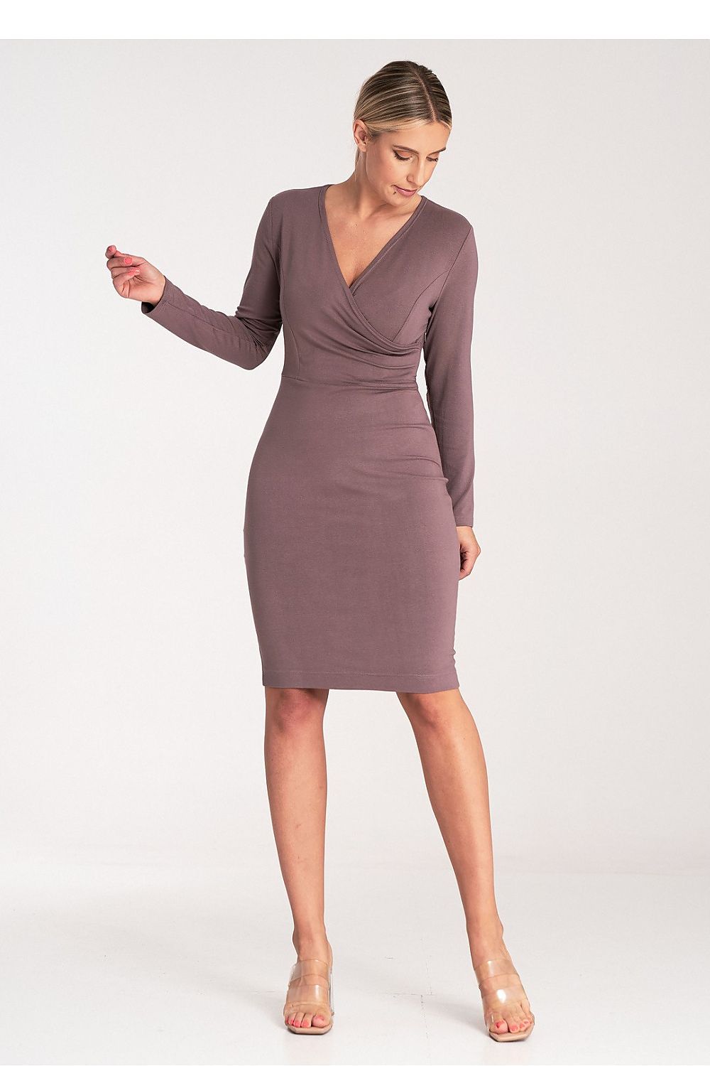  Hétköznapi ruha model 204306 Figl 