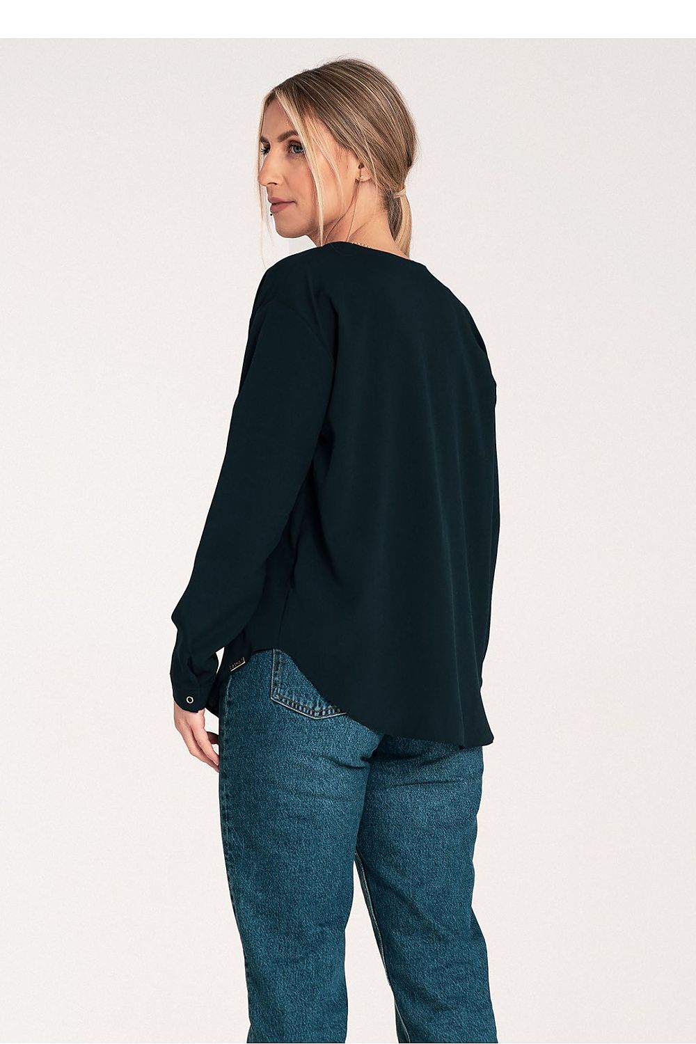  Hosszú ujjú ing model 204327 Figl 