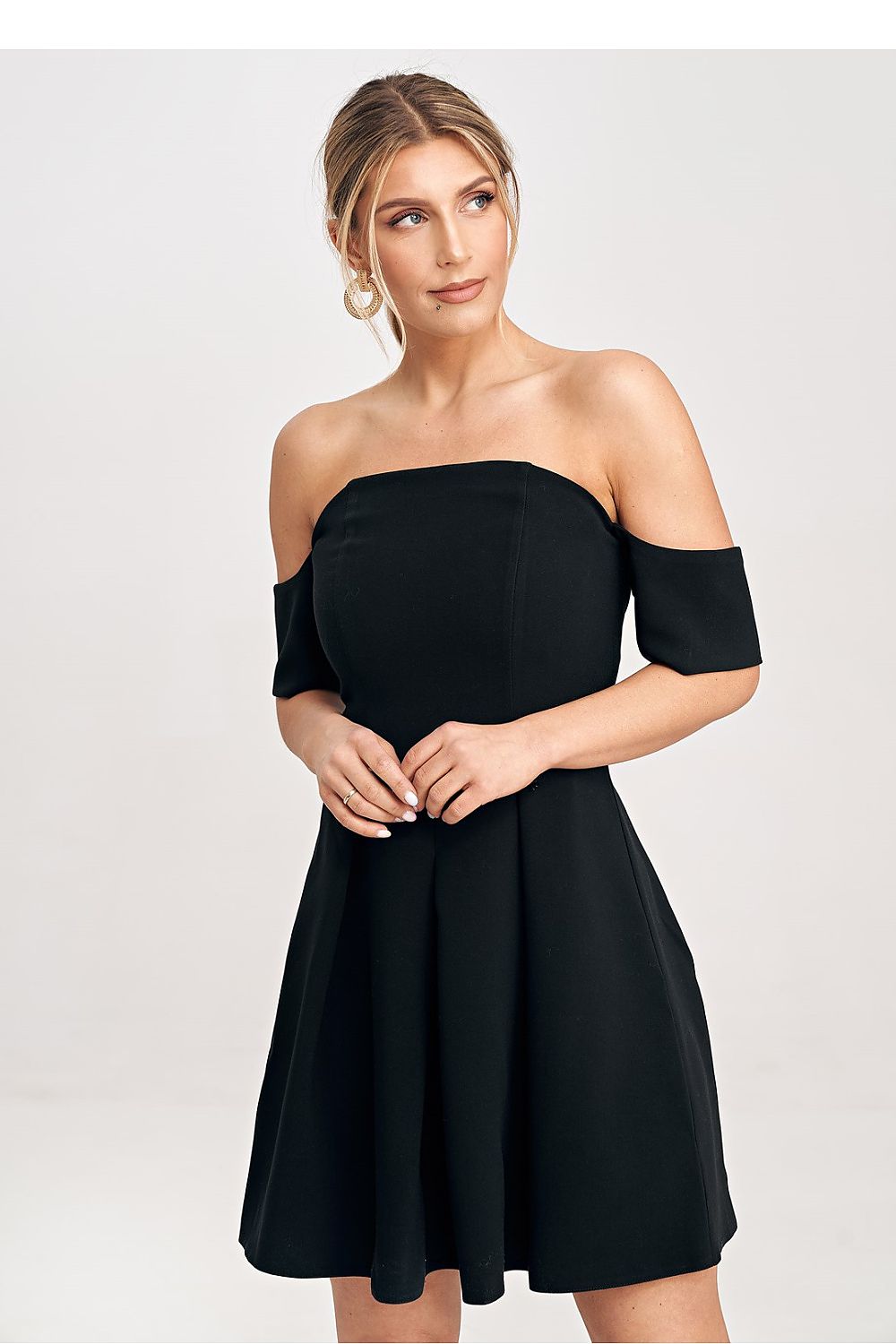  Estélyi ruha model 204343 Figl 