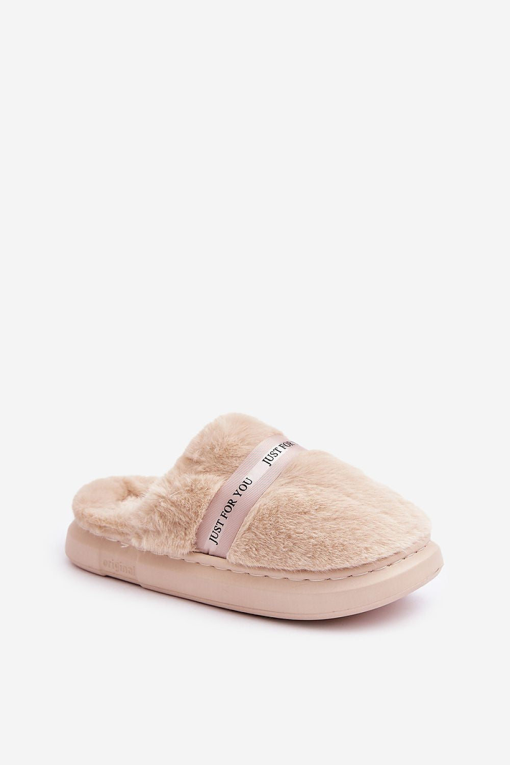  Papucs model 204933 Step in style 