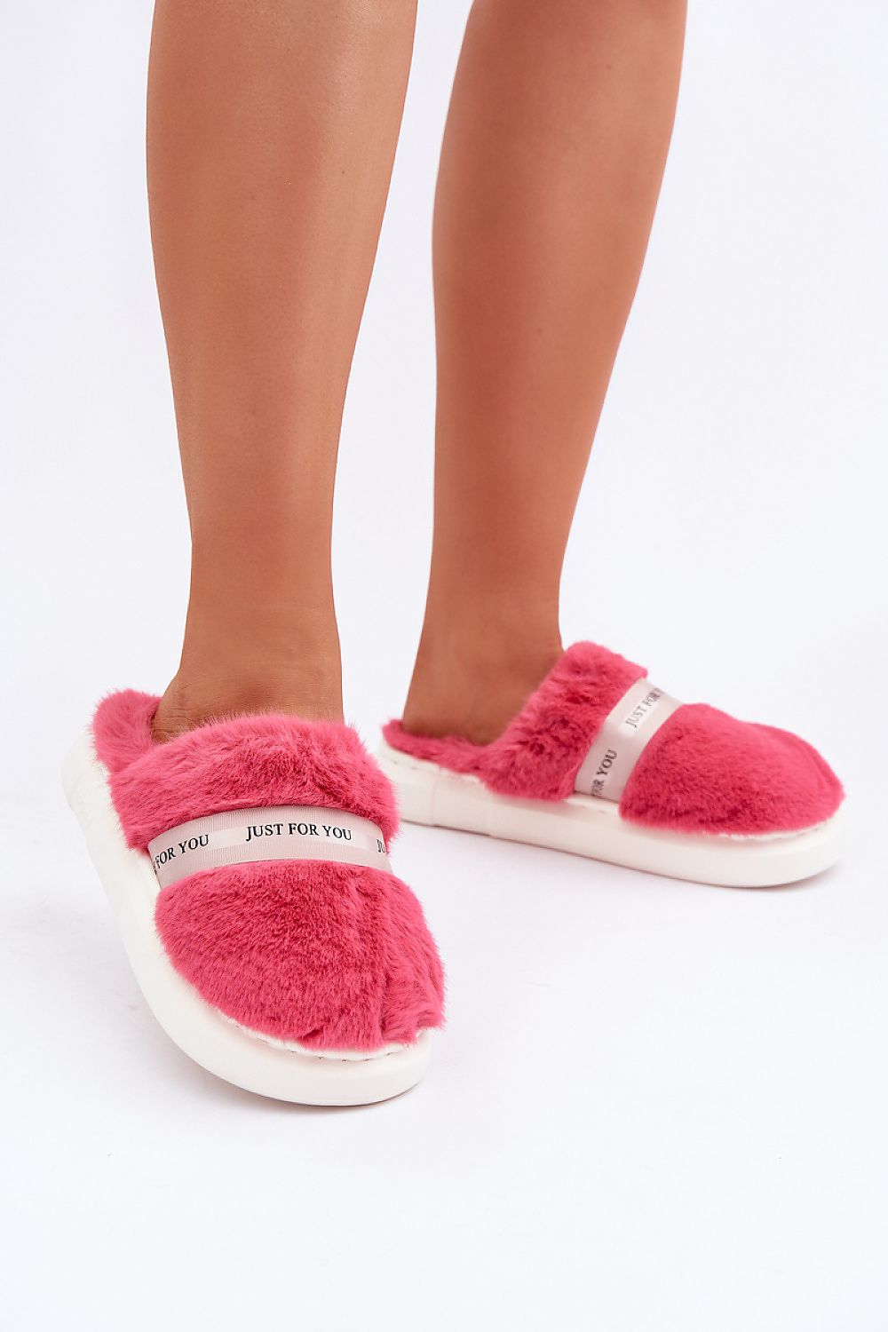  Papucs model 204934 Step in style 