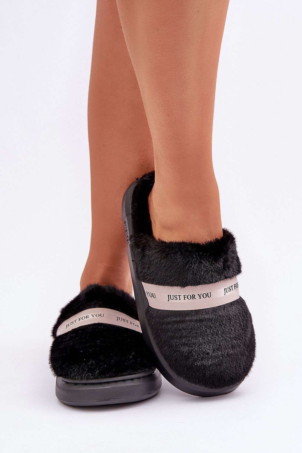  Papucs model 204935 Step in style 