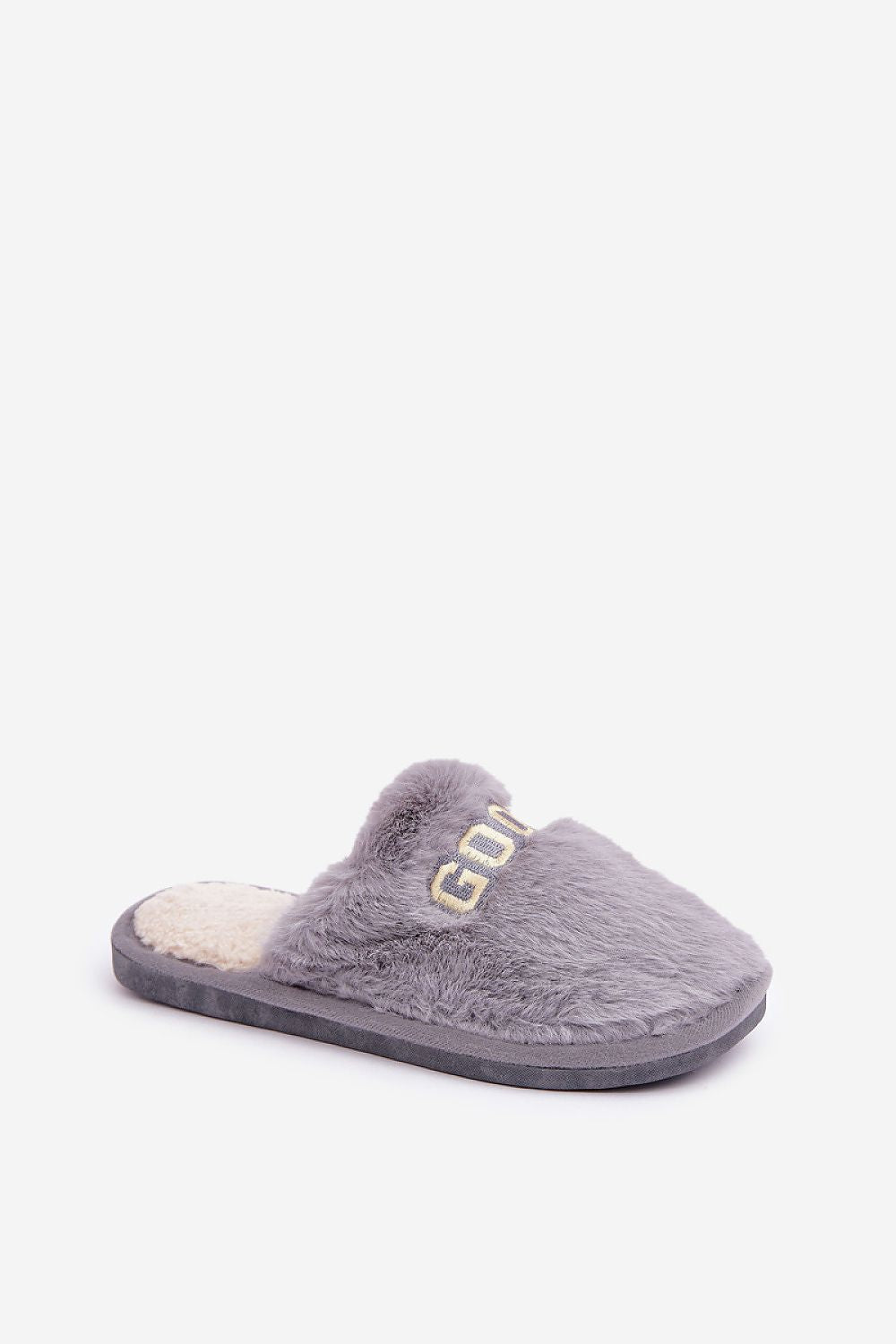  Papucs model 204942 Step in style 