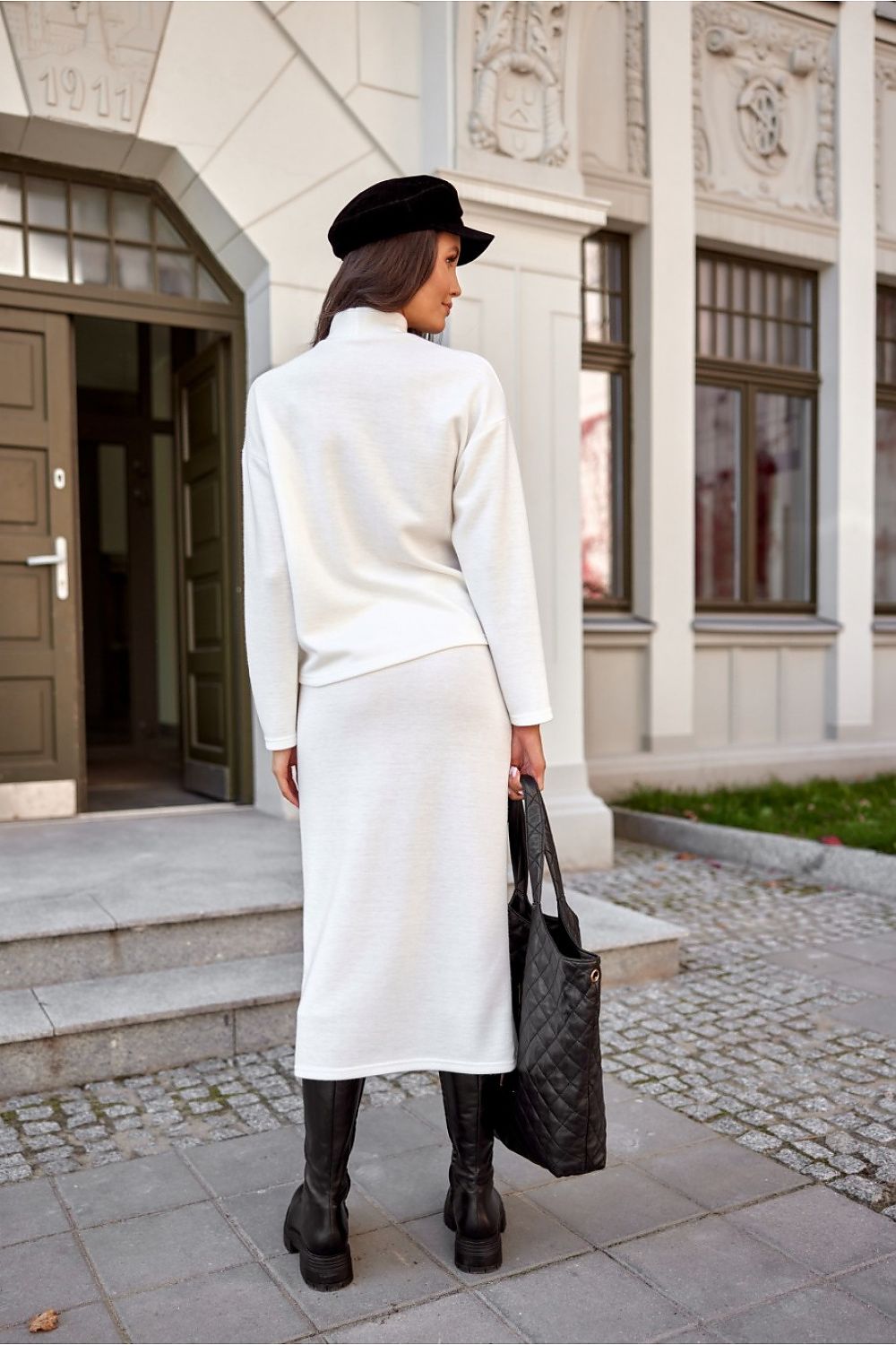  Szoknya model 208196 Roco Fashion 