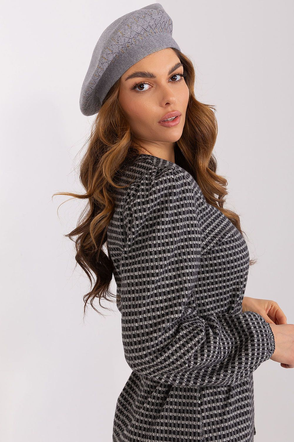  Svájcisapka model 208248 AT 