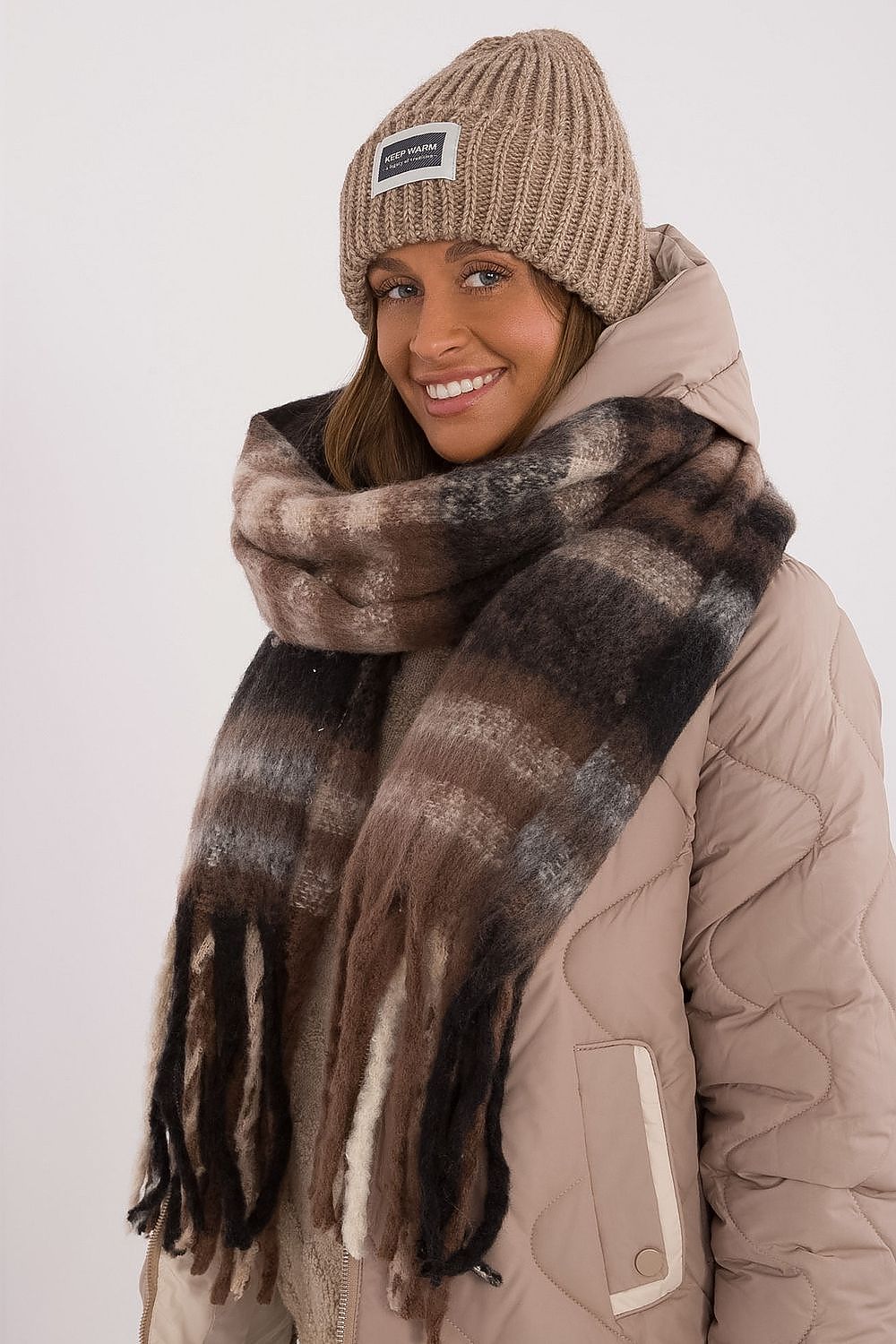  Sál model 208269 AT 