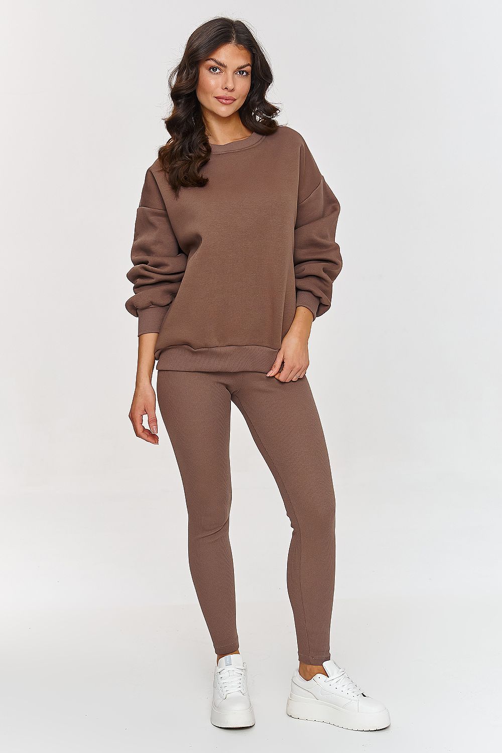  Együttes model 209720 Makadamia 