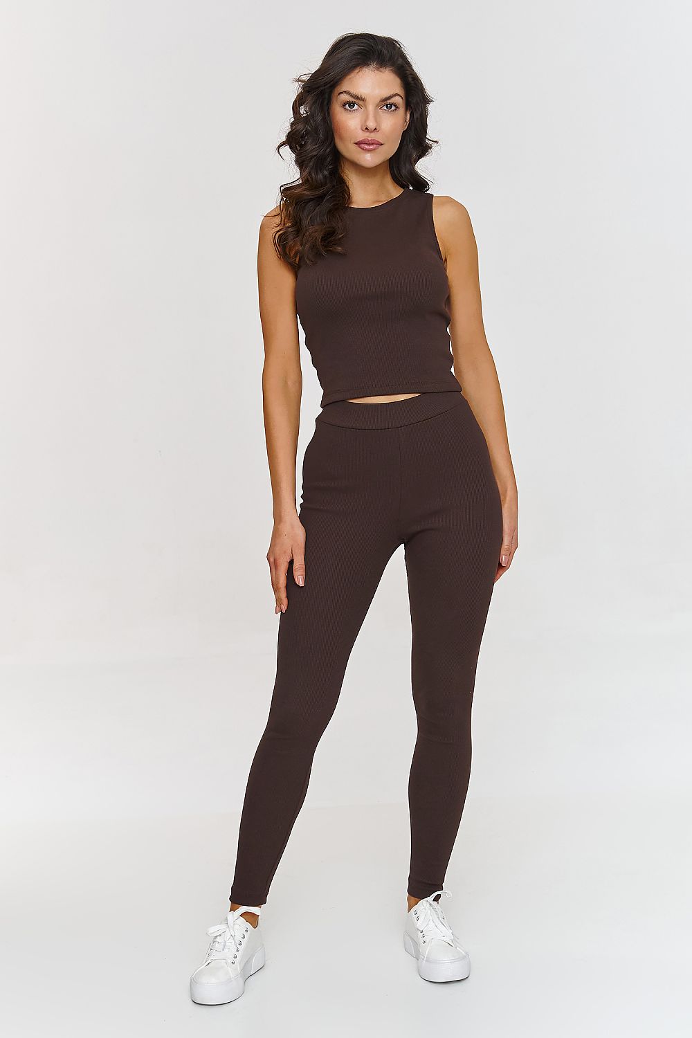  Együttes model 209666 Makadamia 