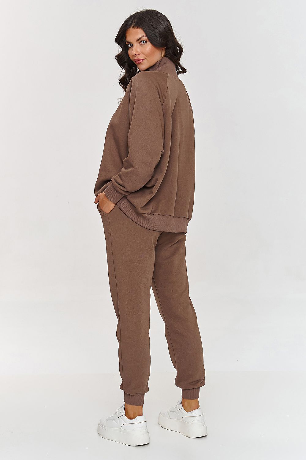 Együttes model 209755 Makadamia 
