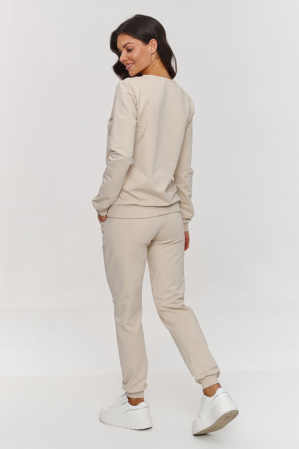  Együttes model 211542 Makadamia 