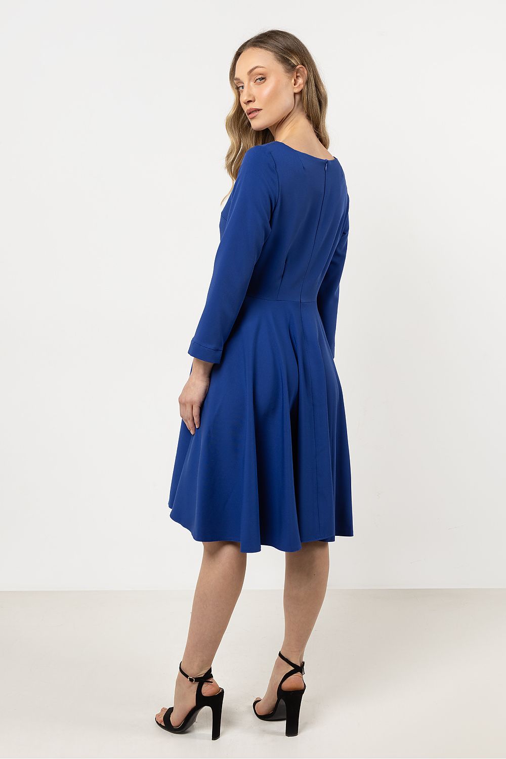  Hétköznapi ruha model 212241 awama 