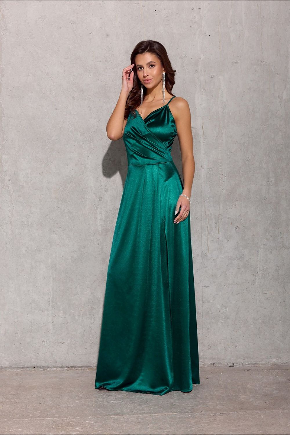  Hosszú ruha model 213630 Roco Fashion 