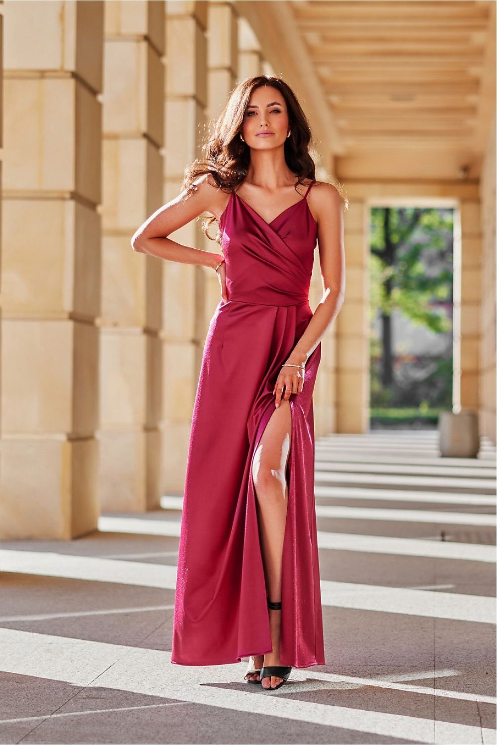  Hosszú ruha model 213636 Roco Fashion 