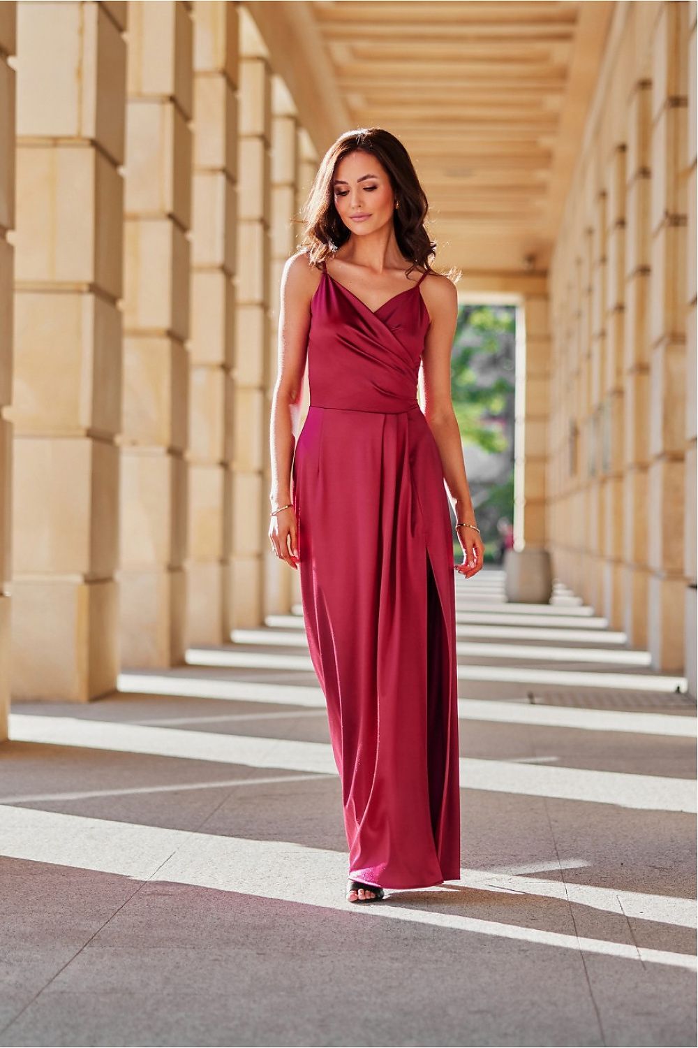  Hosszú ruha model 213636 Roco Fashion 