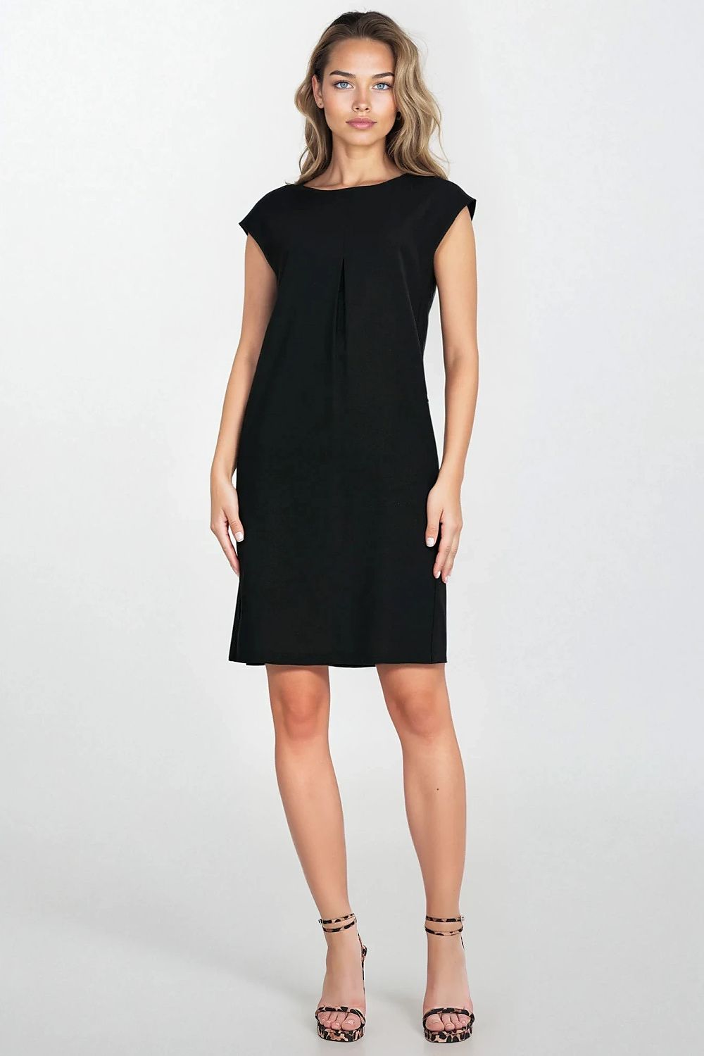  Hétköznapi ruha model 213976 Nife 