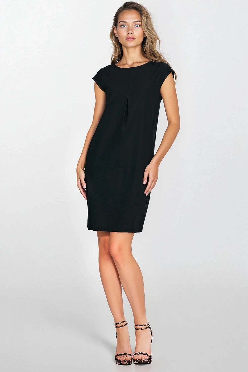  Hétköznapi ruha model 213976 Nife 