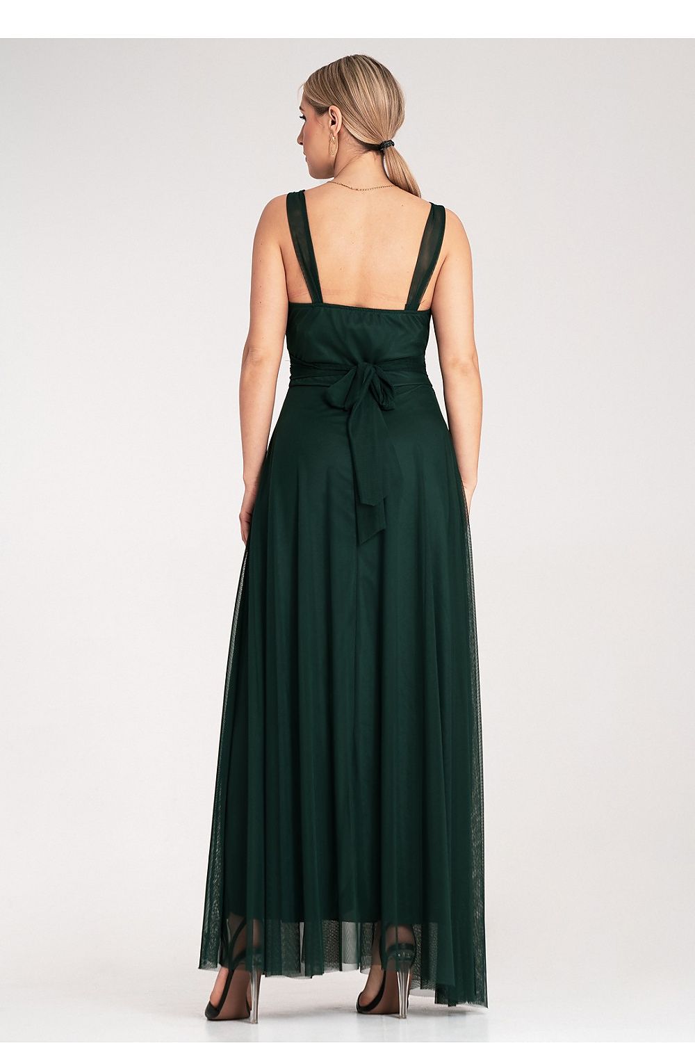  Estélyi ruha model 214811 Figl 