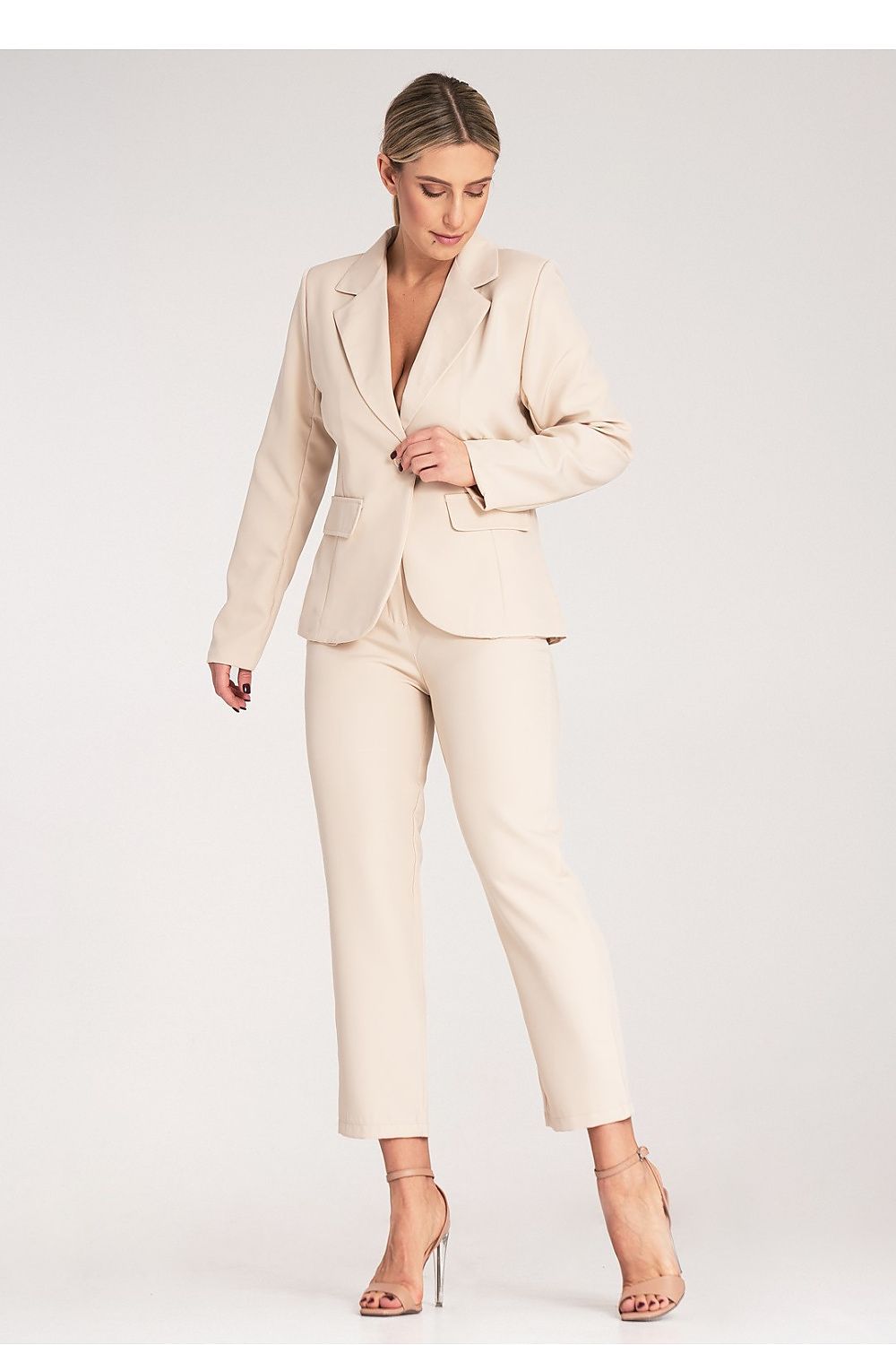  Együttes model 214972 Figl 