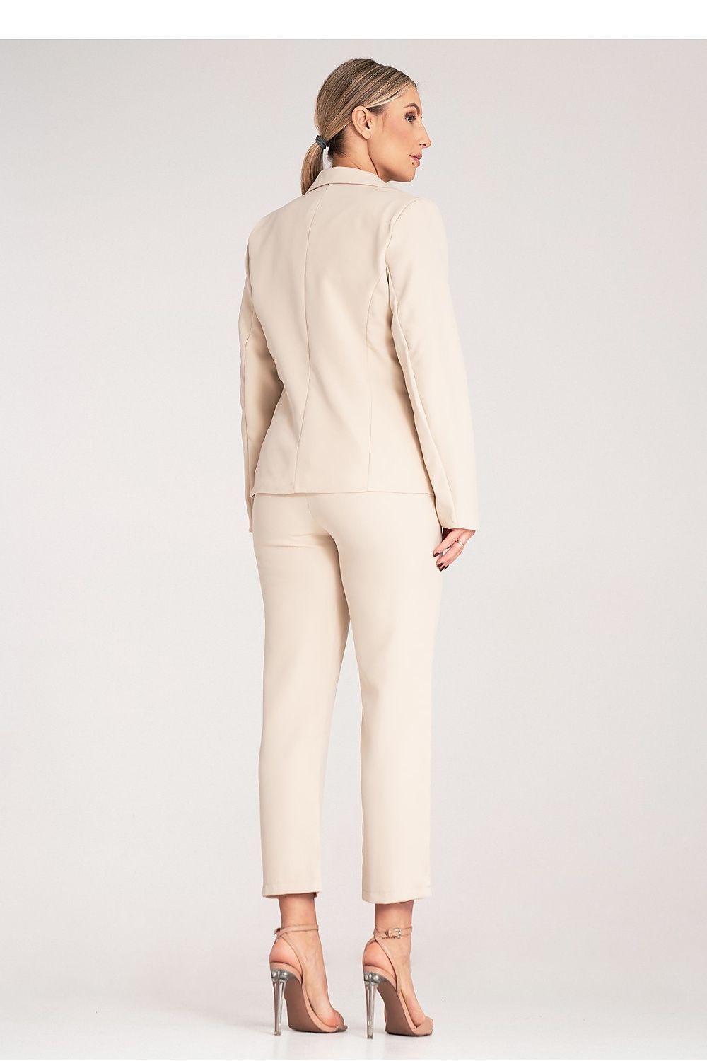  Együttes model 214972 Figl 