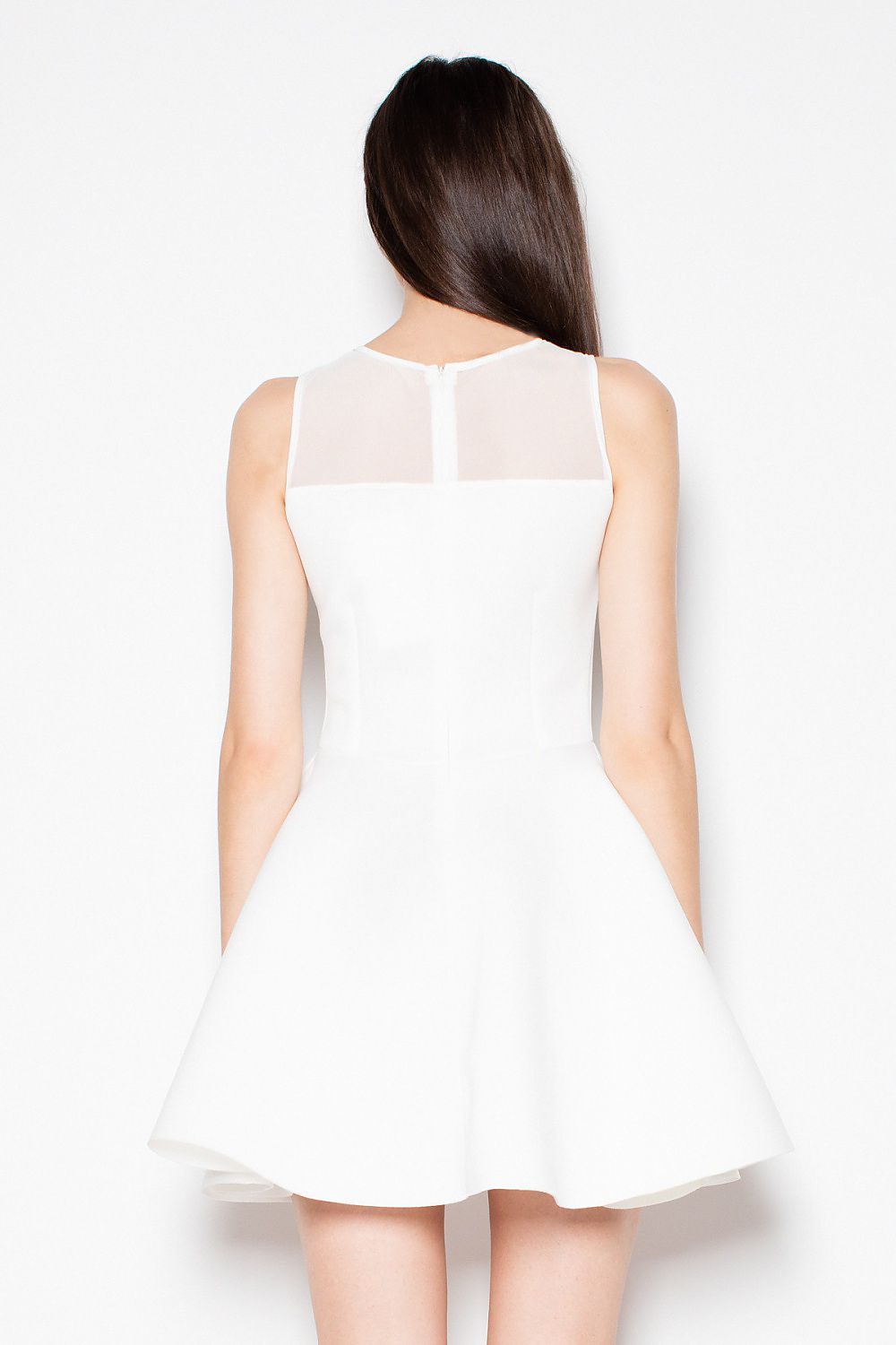  Estélyi ruha model 77199 Venaton 