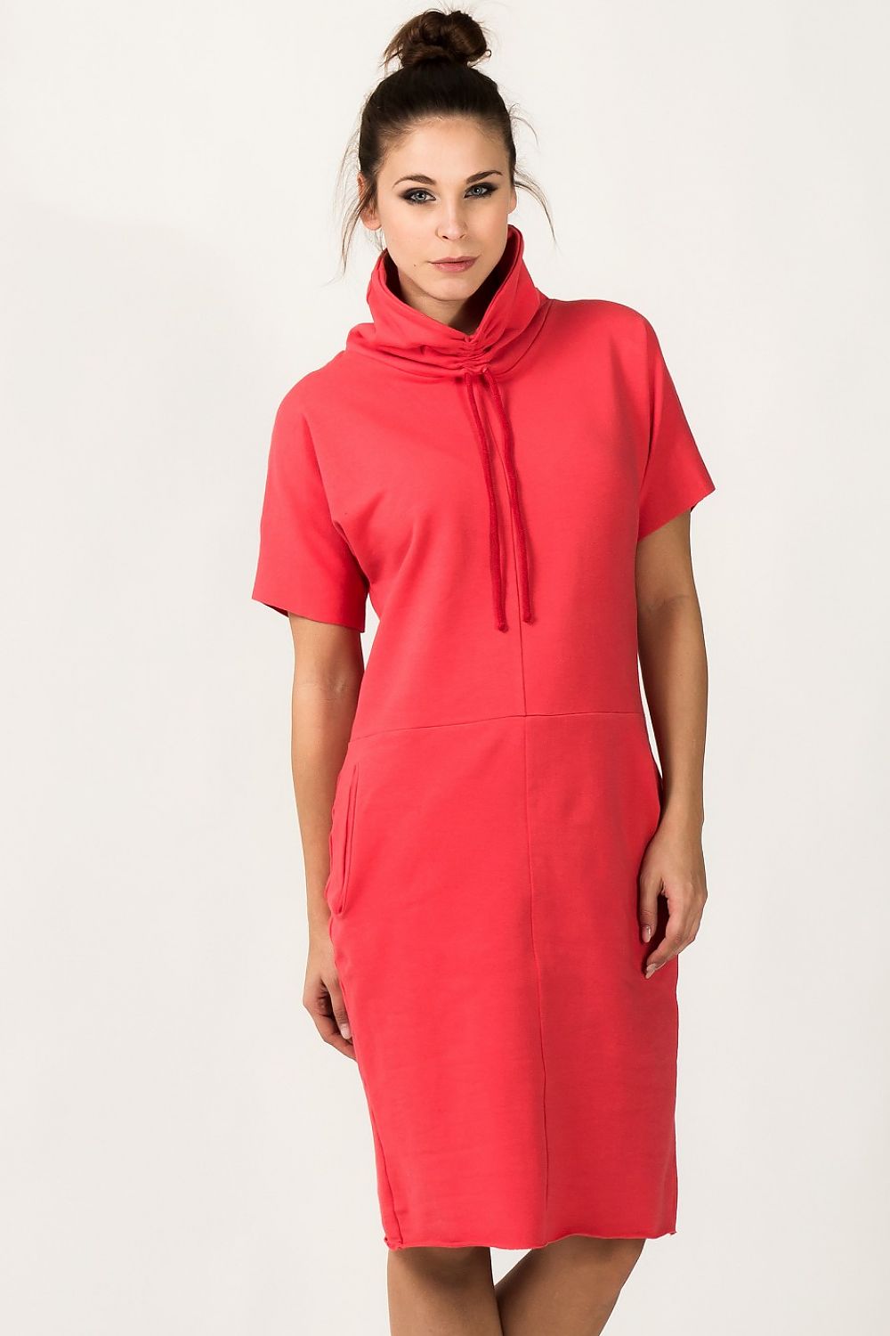  Hétköznapi ruha model 107258 Tessita 