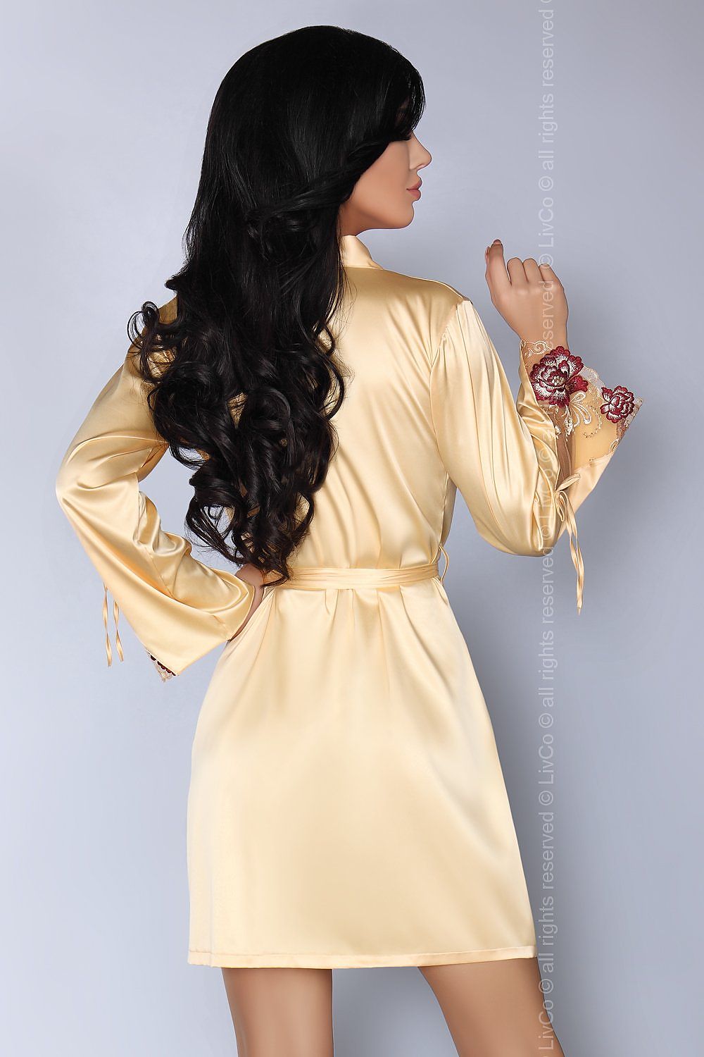 Fürdőköpenyek model 125495 Livia Corsetti Fashion 