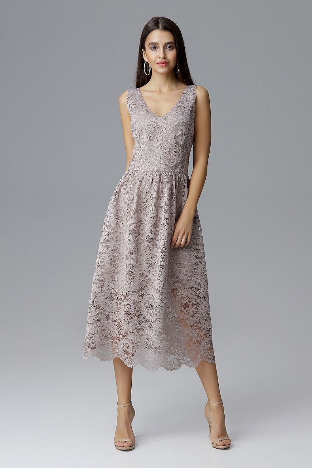  Estélyi ruha model 126207 Figl 