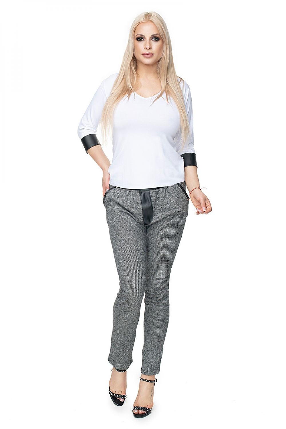  Blúz model 131593 PeeKaBoo 