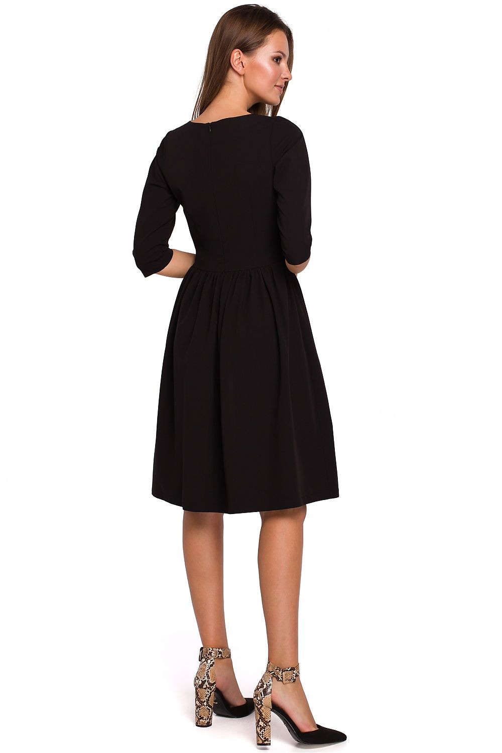  Hétköznapi ruha model 138513 Makover 